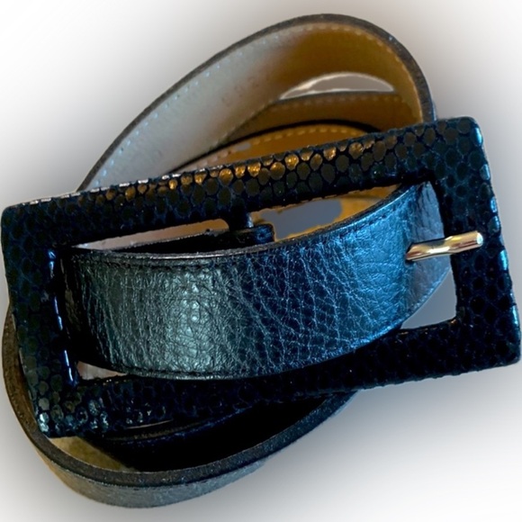 Leatherock black leather Belt, 32, pebbled texture, wide snake print buckle. EUC main image 6